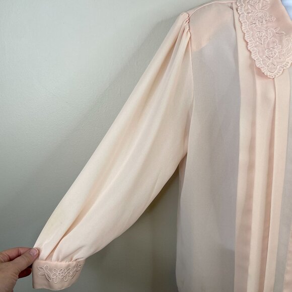 Vintage Romantic Pleated Embroidered Blouse Top 14 Pastel Peach Dainty Sweet - Picture 7 of 16